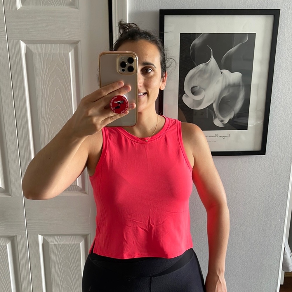 Lululemon Train to be Tank in bright pink/orange size 6